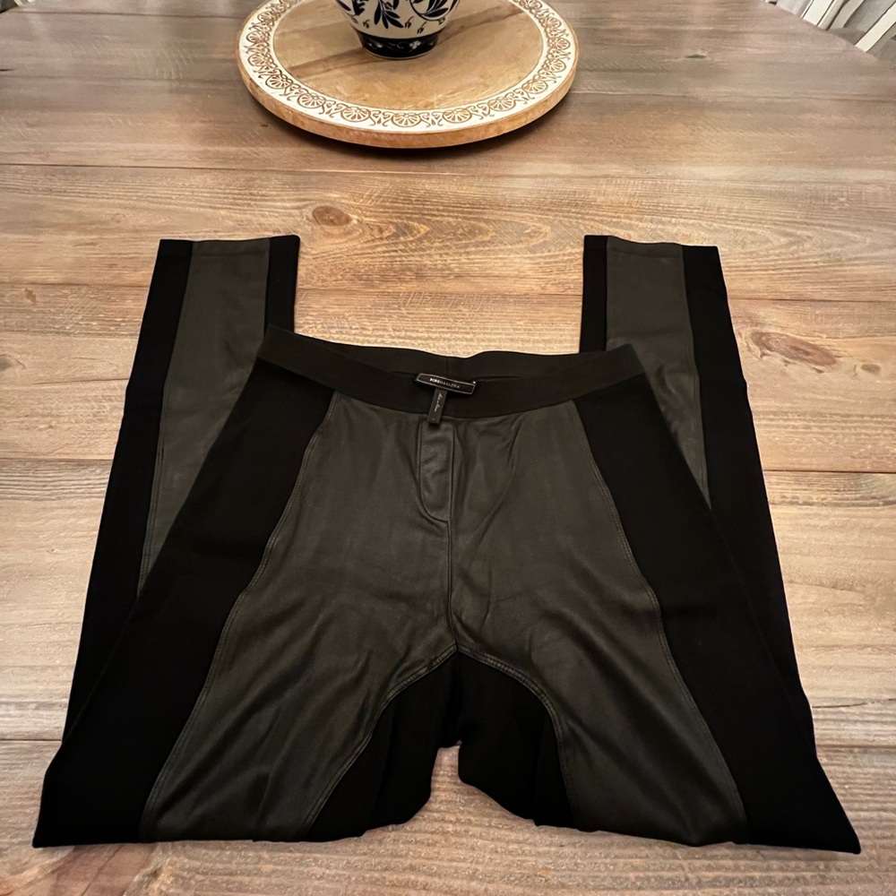 BCBGMaxAzria Black Leggings with Two-Tone Design